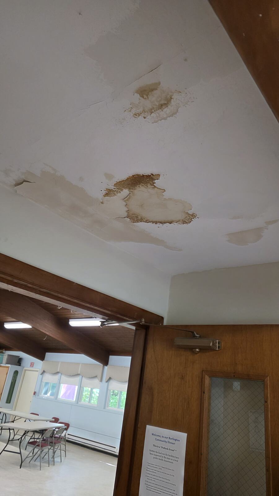 24 hour emergency water damage restoration response team in Massachusetts